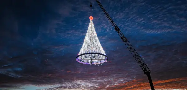 Our traditional Christmas tree hung over Windsor - Courtesy of Tom Rennie